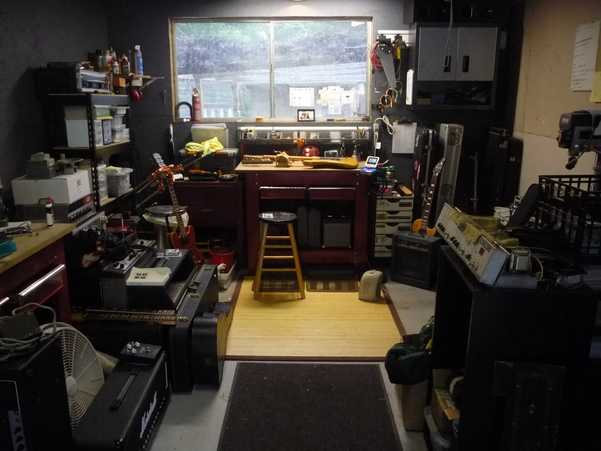 A guitar shop and repair workshop. Photo: Roadside Guitars, CC BY-SA 2.0