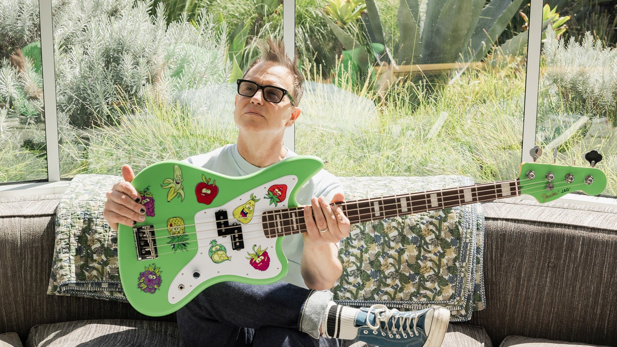 Mark Hoppus and the limited-edition Stoned Fruit Jaguar Bass. (Source: Fender)