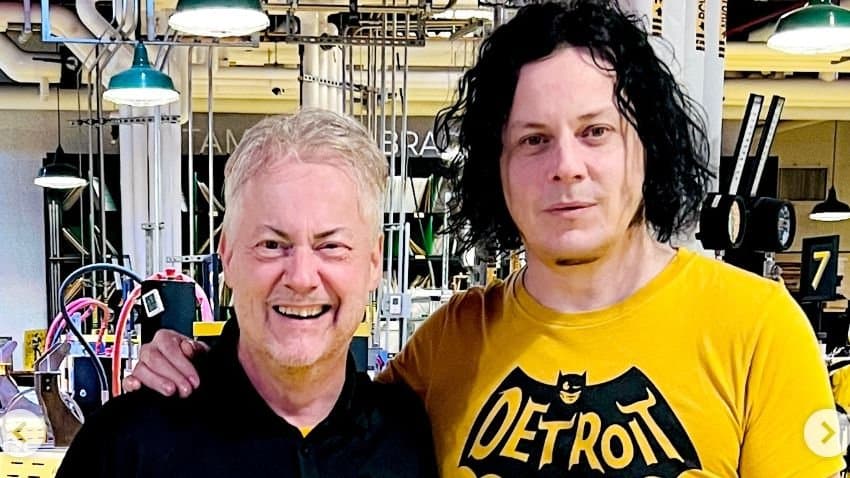 Jack White และ Eddie Gillis พี่ชายของเขา