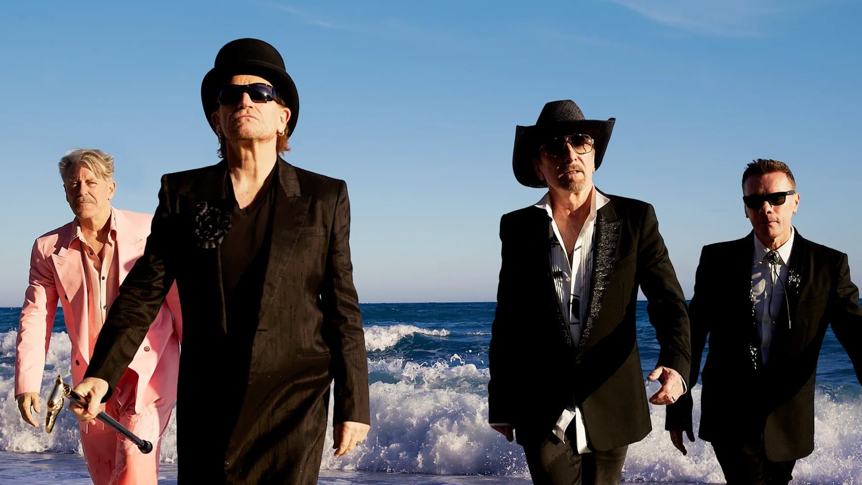 U2. (Nguồn: Viviane Sassen)